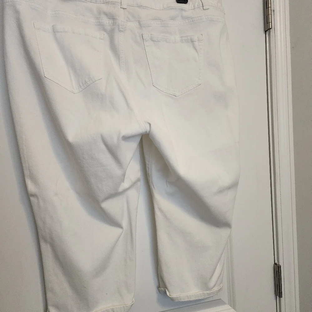 Capris - Picture 2 of 2